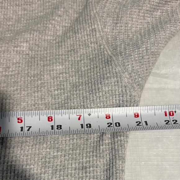 Babaton Light Gray Women's waffle knit Cardigan - Picture 5 of 7